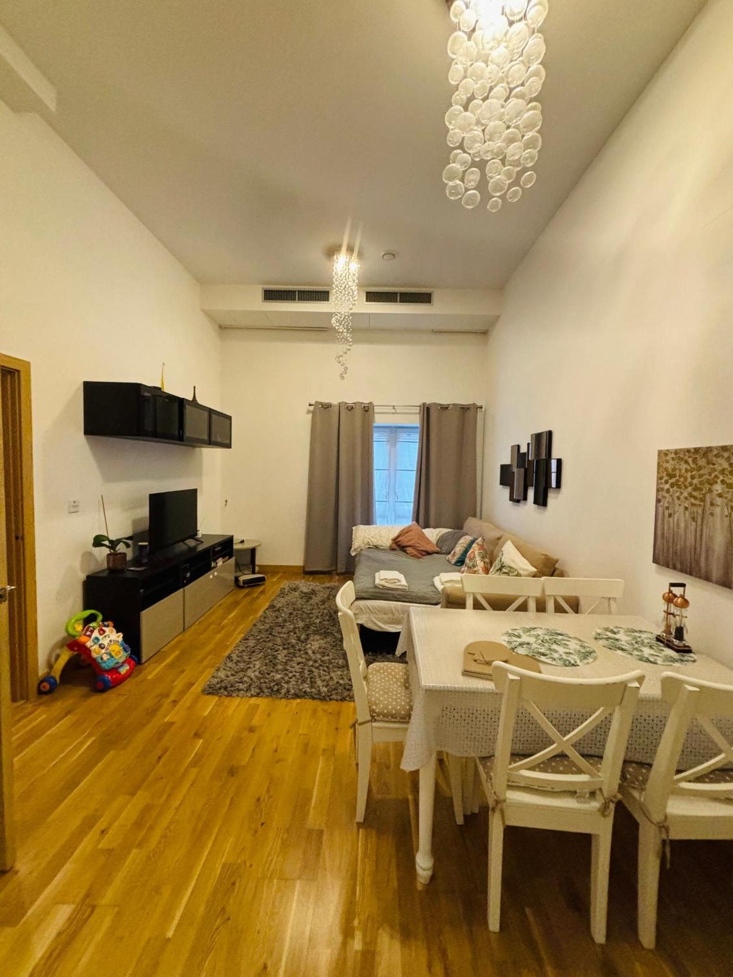 לונדון Two Double Bedroom Duplex Flat מראה חיצוני תמונה