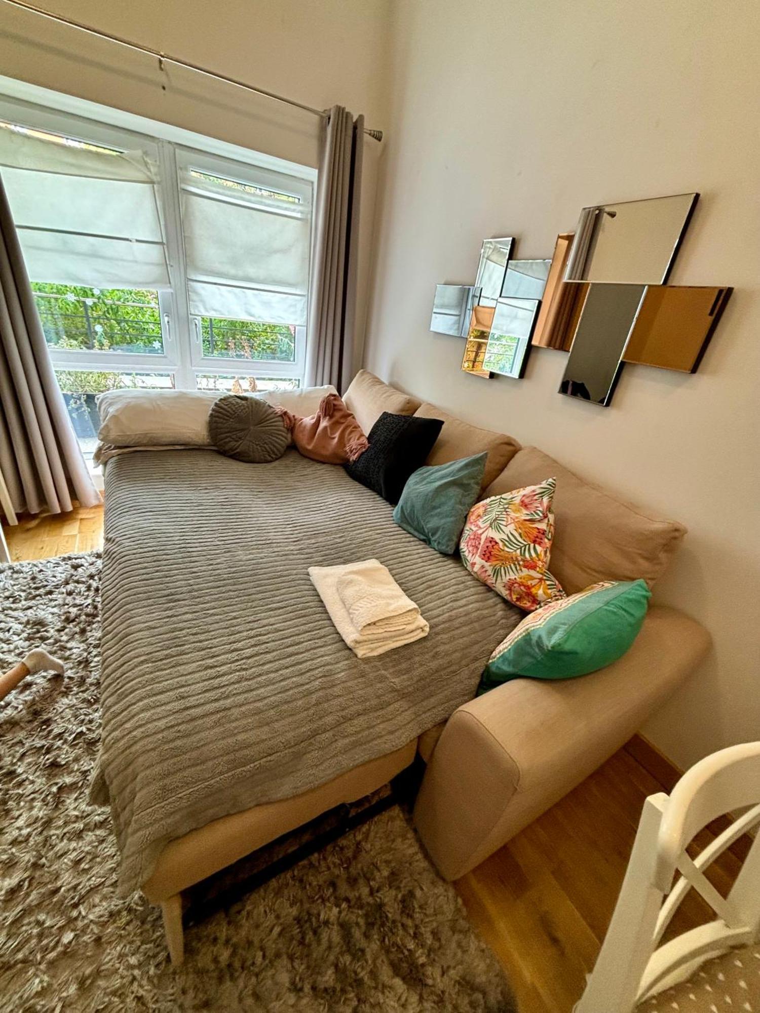לונדון Two Double Bedroom Duplex Flat מראה חיצוני תמונה